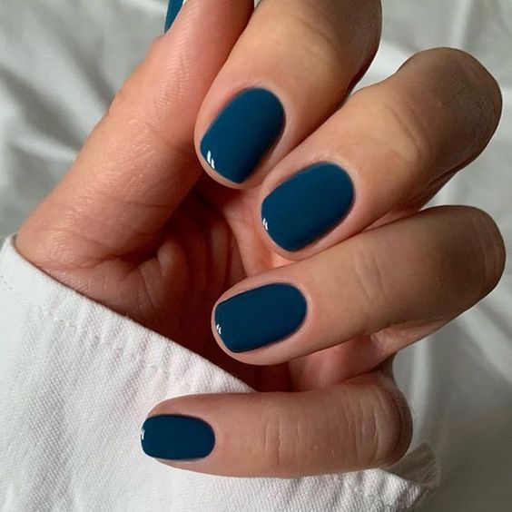 blue fall nails