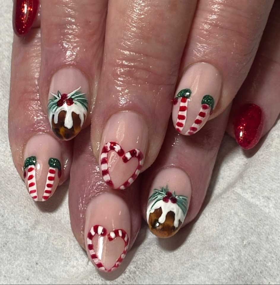elf christmas nails