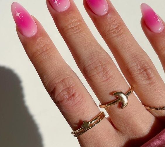 37 Pretty Nail Designs You'll Want To Copy  Nail jewels, Nail designs,  Rhinestone nails