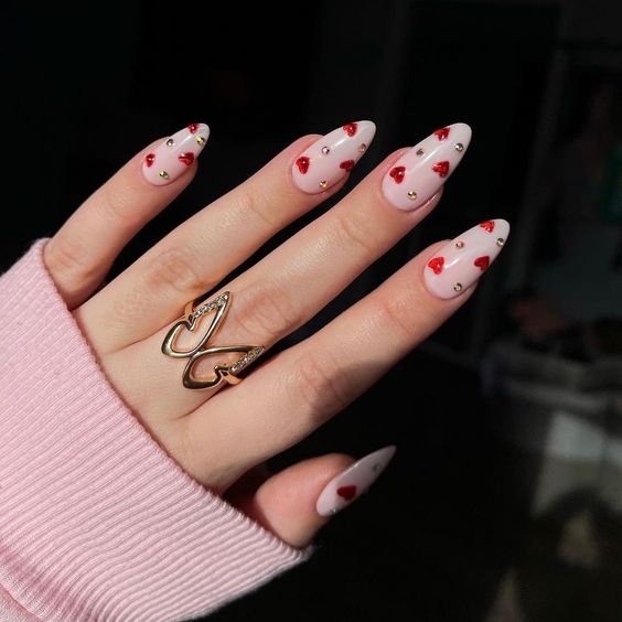 queen of hearts nails simple