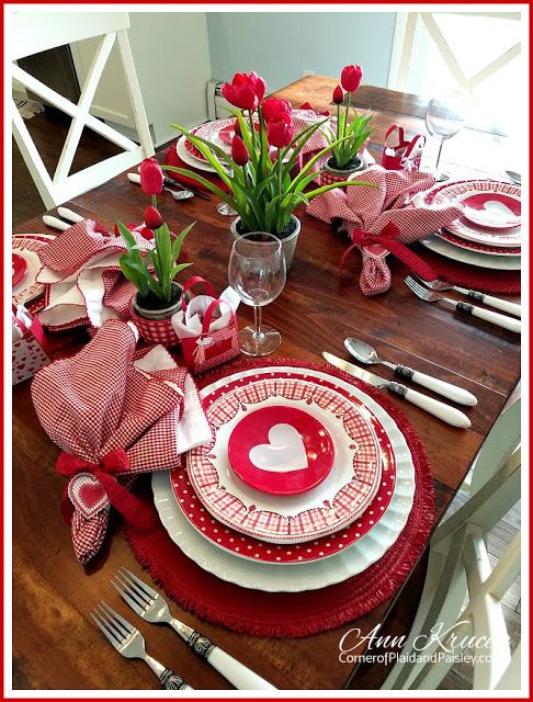 valentines dining table decor