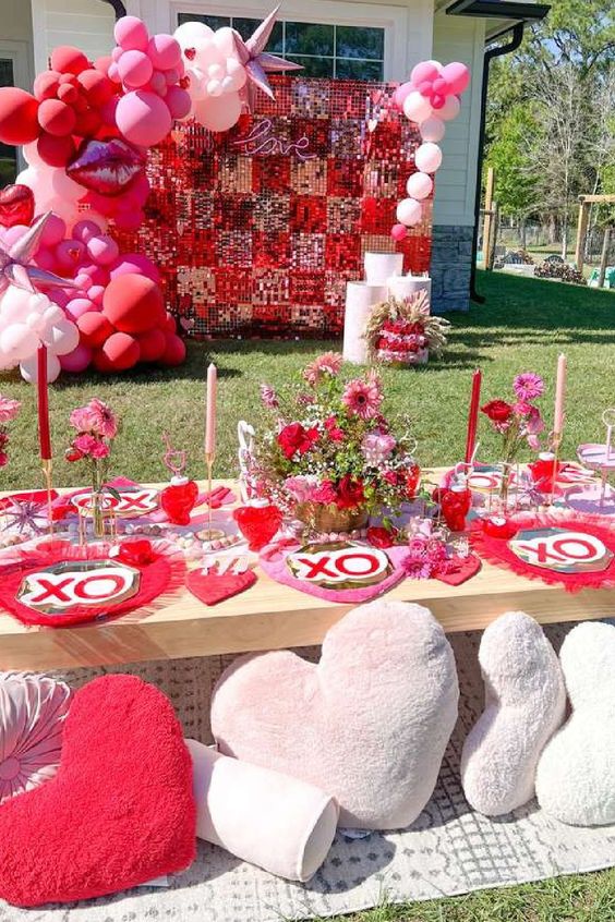 valentines party table decor