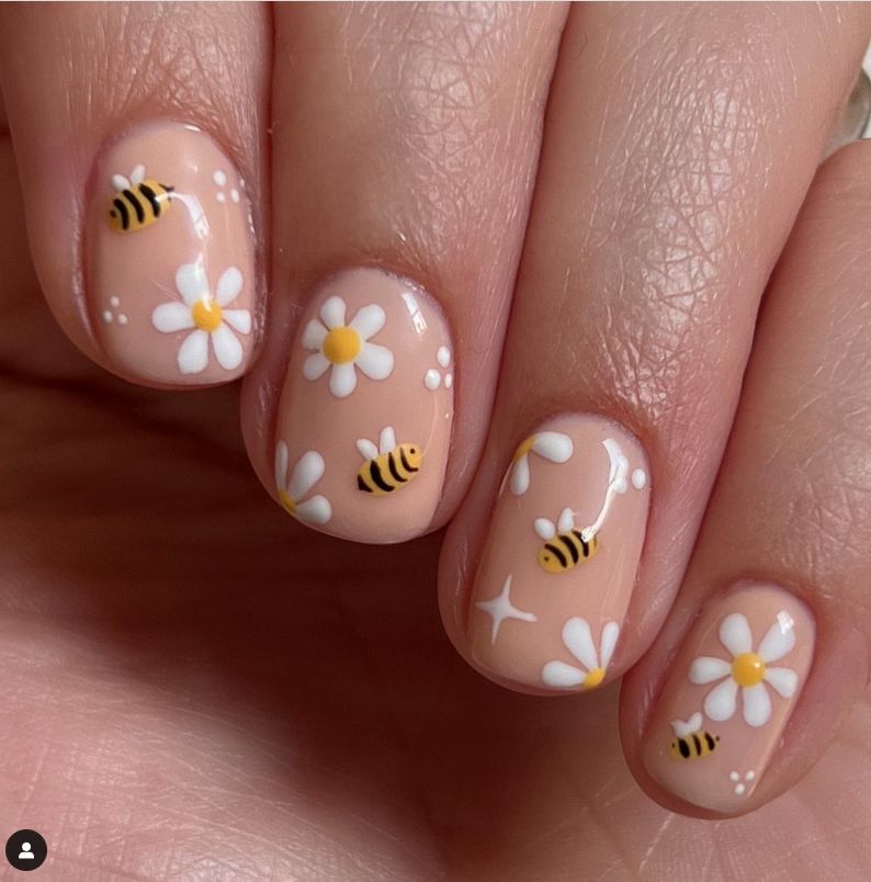 cute spring nail designs for short nails with tiny bee nail art