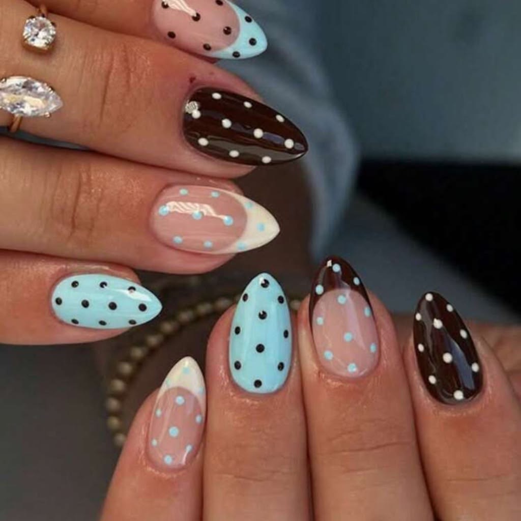 short spring nails acrylic with retro polka dot design blue and brown colors